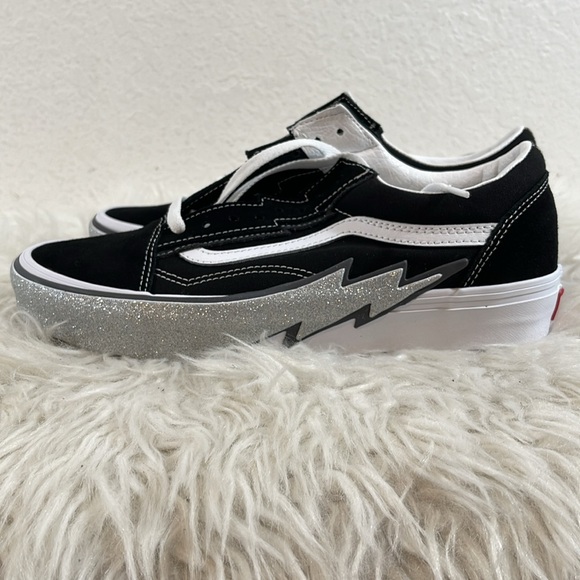 VANS OLD SKOOL 'BOLT BLACK/SILVER GLITTER UNISEX SIDEWALL BLACK' UNISEX MSRP $90 - Picture 5 of 15